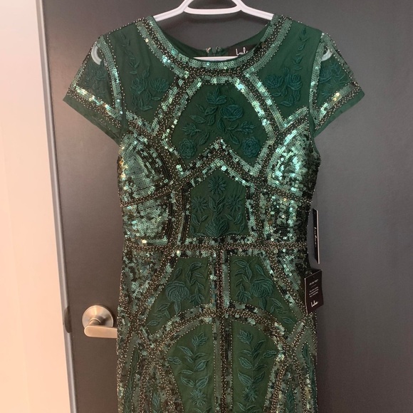 Lulus Dresses & Skirts - Lulu's Emerald Green Sequin Embroidered Bodycon Dress (New)
